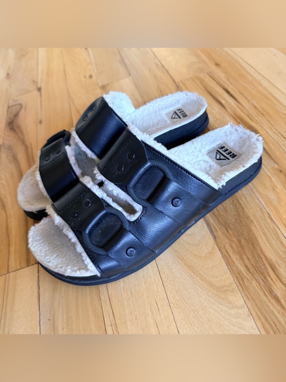 REEF VERA CRUZ COZY FLEECE LINING SLIDE BLACK SANDALS 7 (37.5) EXCELLENT